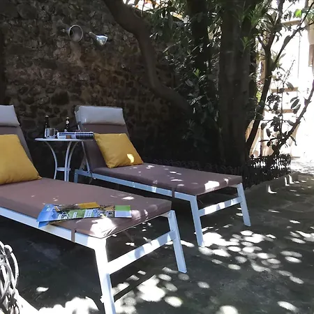 Cocon Au Coeur Du Puy-en-velay Avec Cour Privee Et Wifi - Fr-1-582-325 *